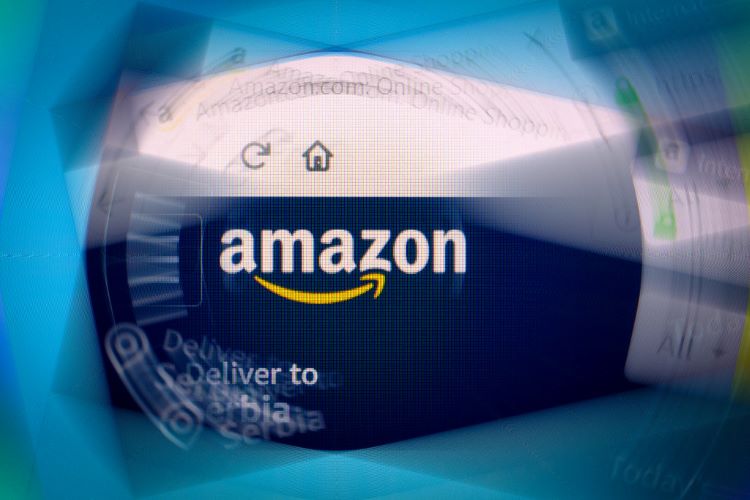 Amazon is providing its millions of third-party sellers with Intuit QuickBooks software.