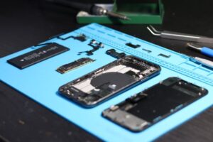 smart phone components